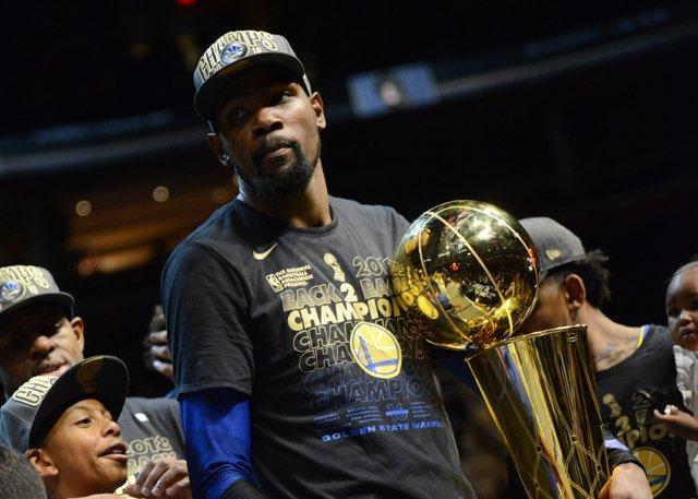 恰好是一张 恰好是一张